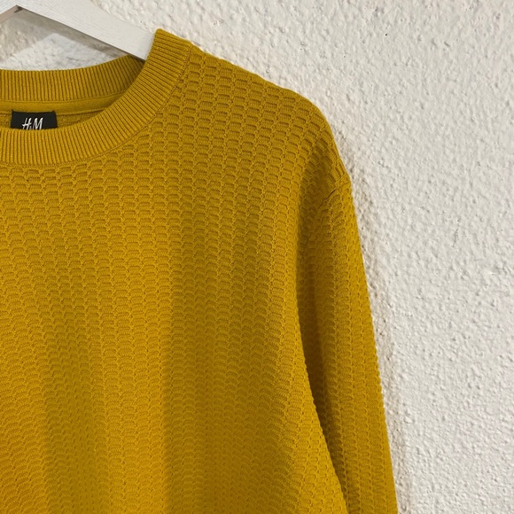 NWT H&M Yellow Textured-knit Sweater size M - Picture 5 of 6